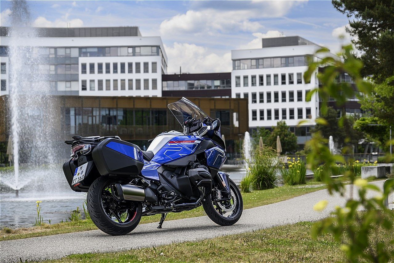 BMW新型「R1300RT」のスタイリング（写真：BMW MOTORRAD）