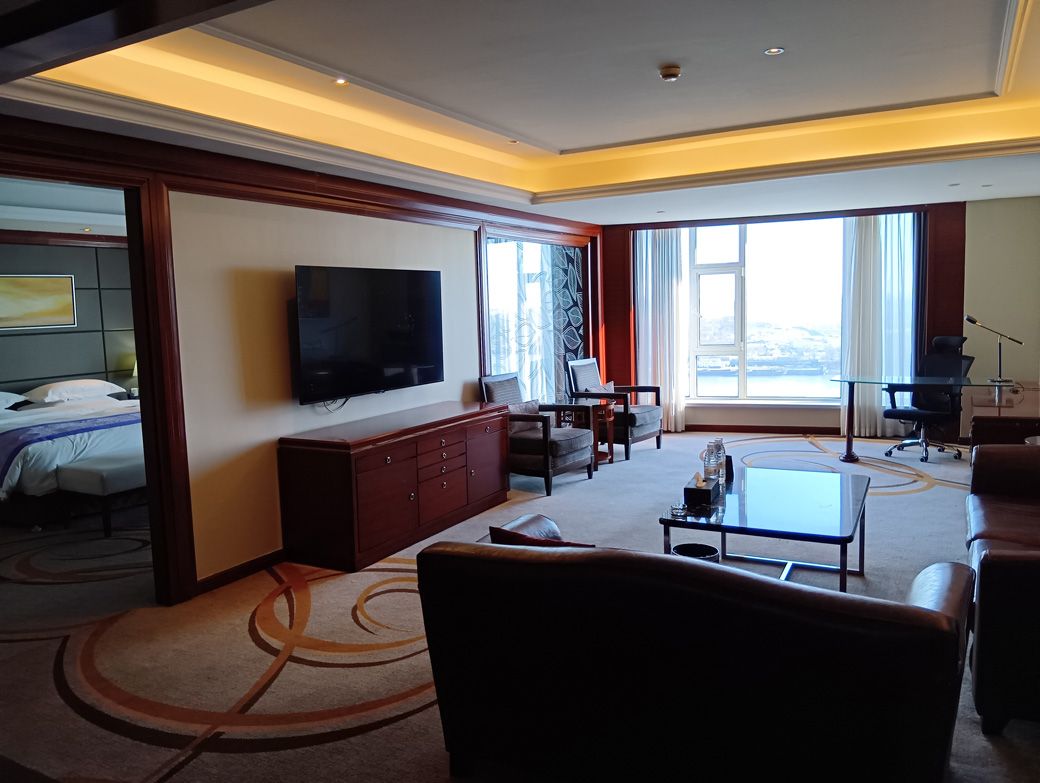 宿泊したホテルの部屋（筆者撮影）