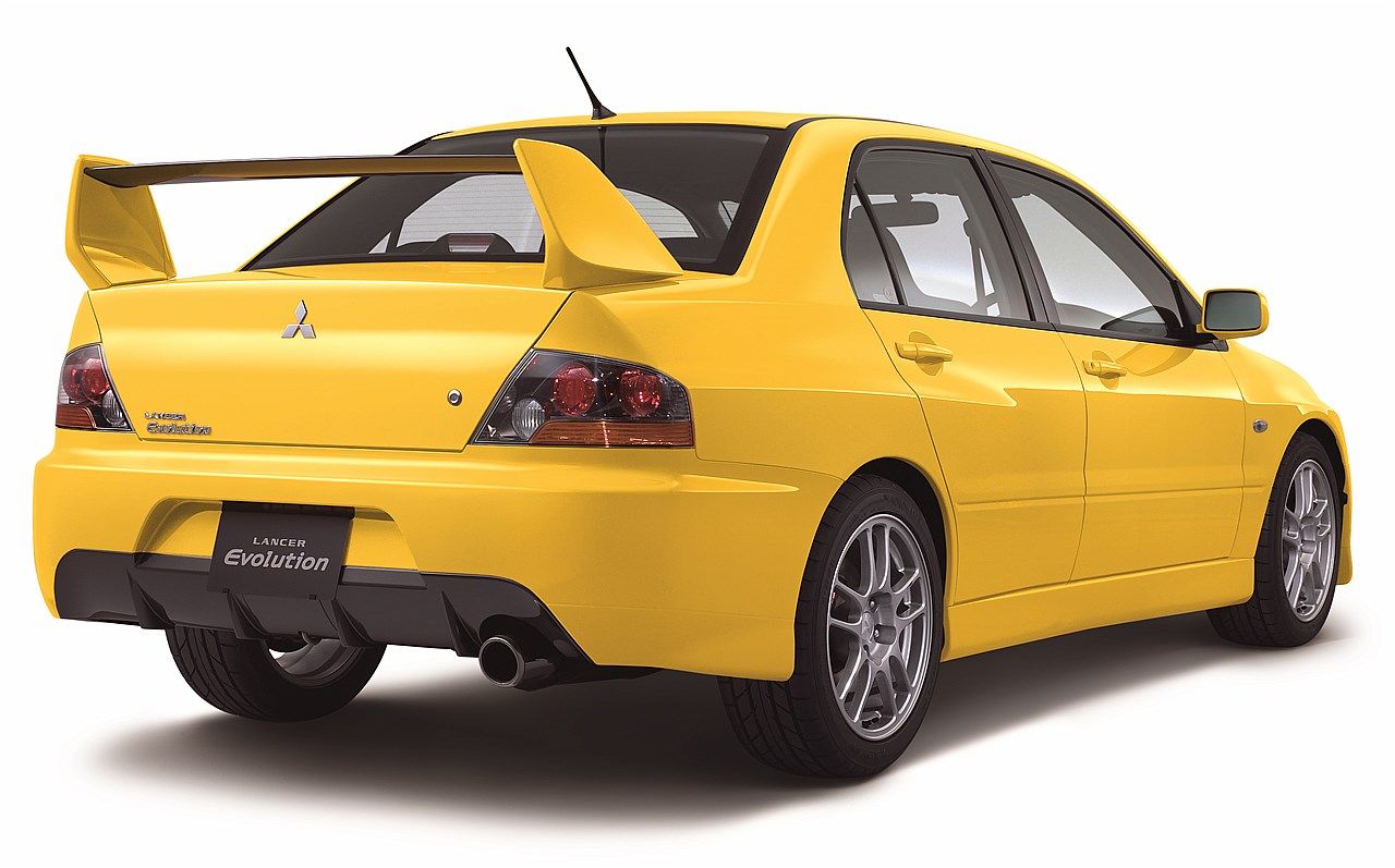 三菱「ランサーエボリューションⅨ」（写真：三菱自動車）