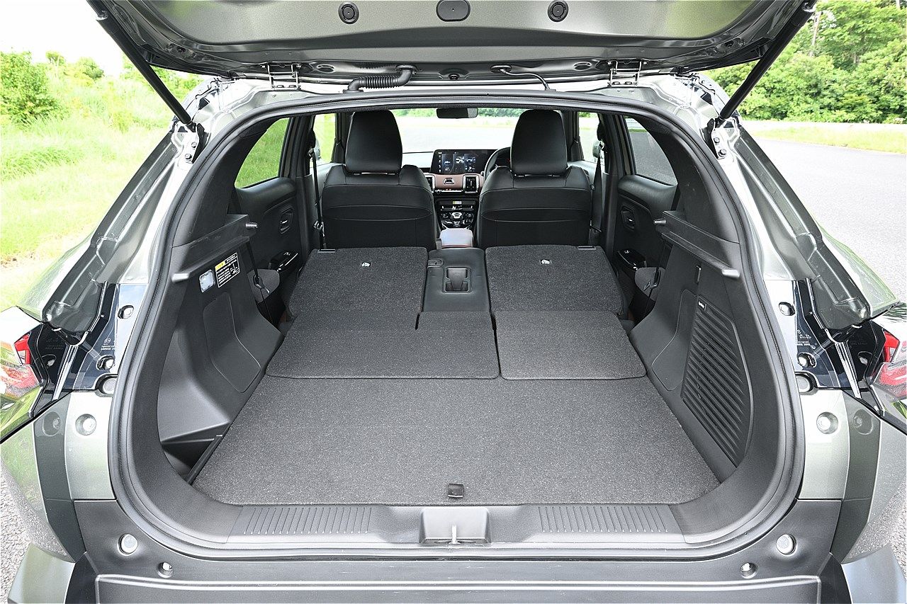 スズキの新型「eビターラ プロトタイプ」（写真：スズキ）