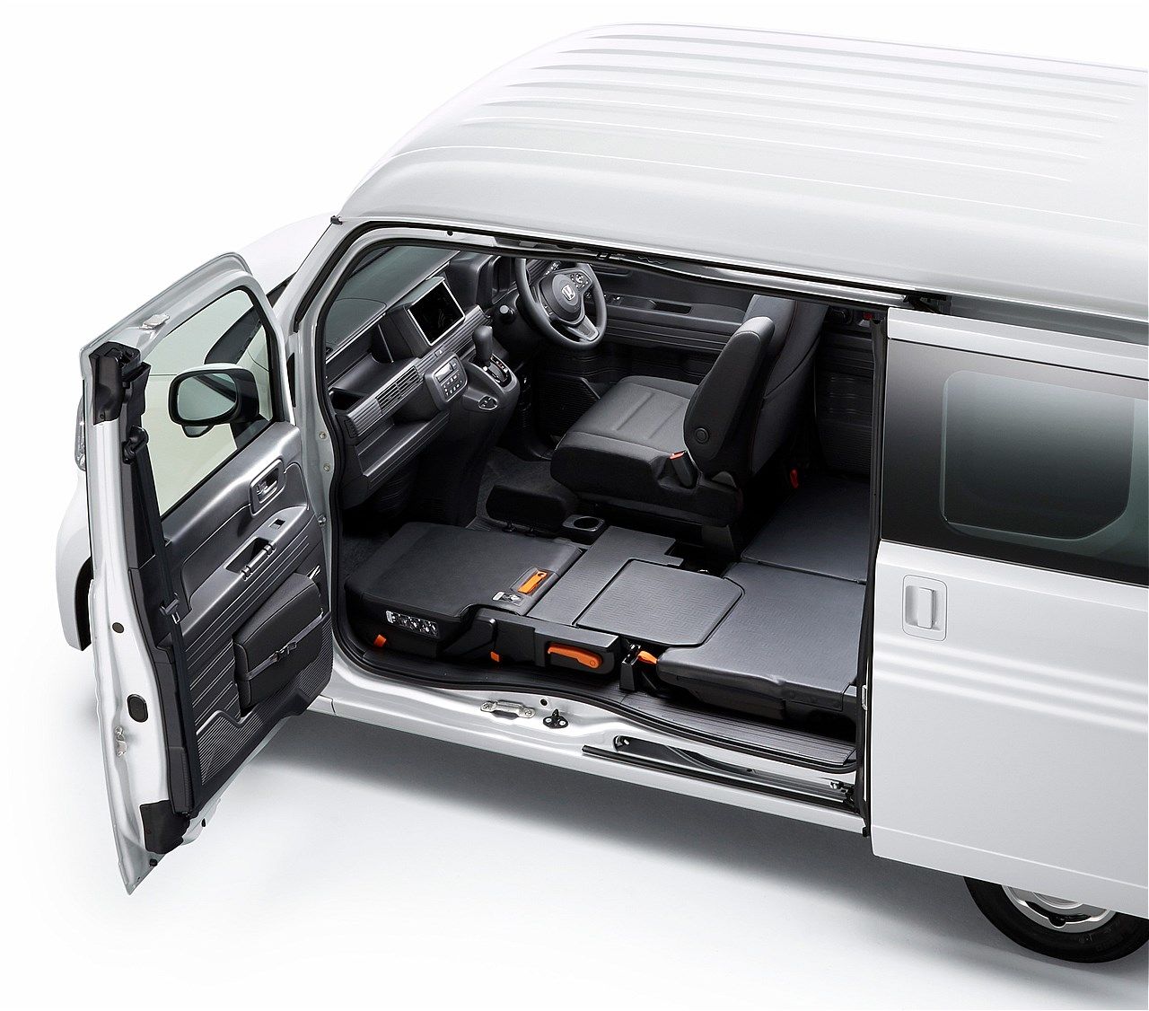 ホンダ「N-VAN」（写真：本田技研工業）