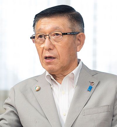 秋田県 知事 佐竹敬久氏