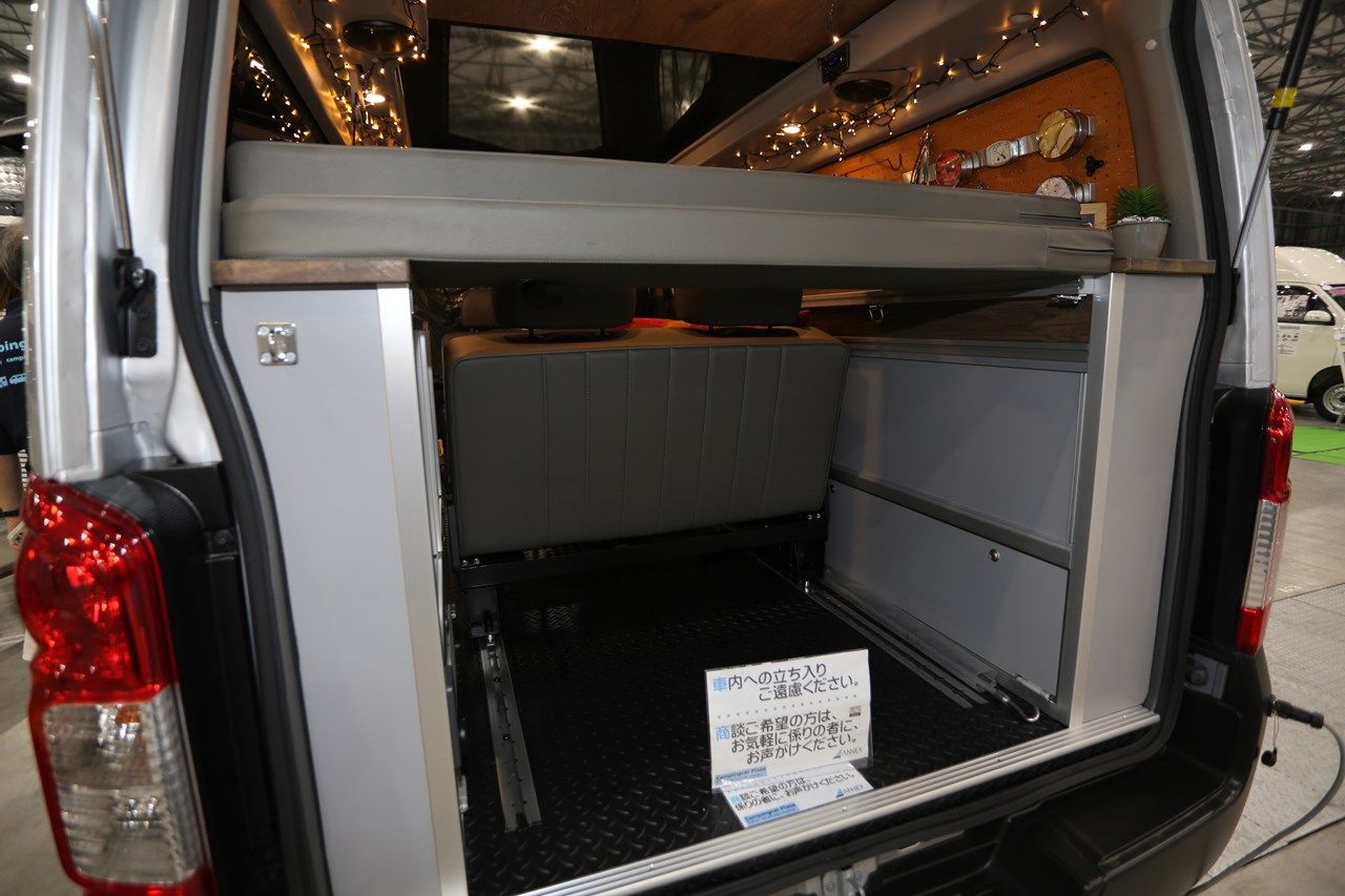 キャンピングカープラザ東京のRIW350（筆者撮影）