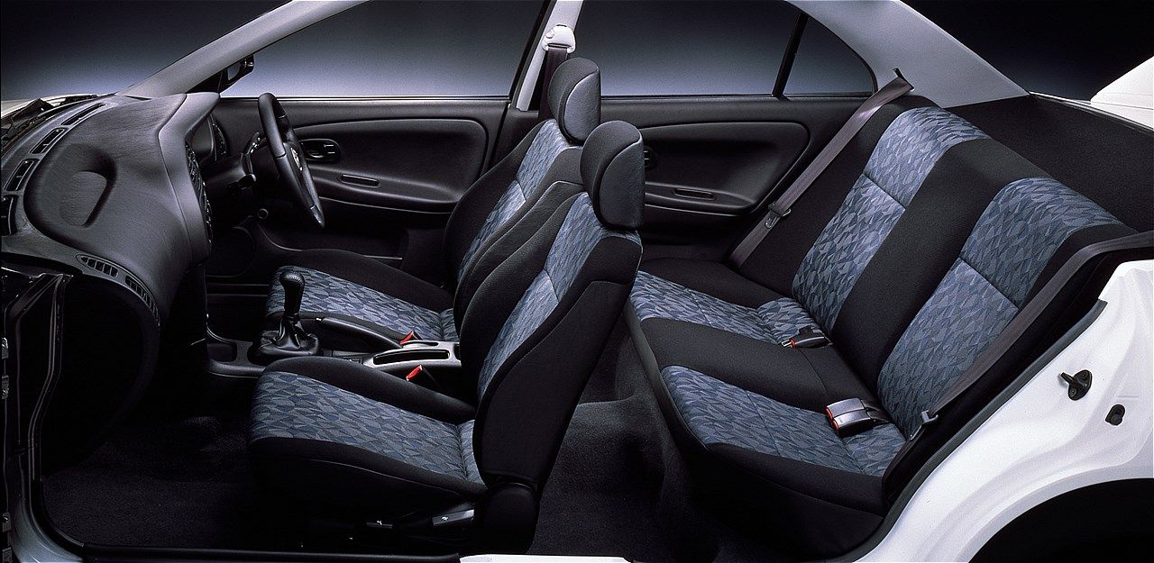 三菱「ランサーエボリューションⅣ」（写真：三菱自動車）