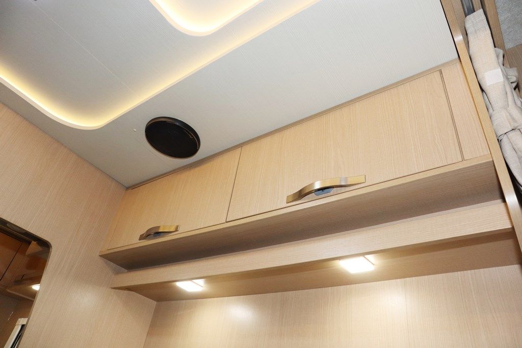 いすゞ「トラヴィオ」をベースにした、バンテックの新型キャンピングカー「コルド リーブス」（写真；筆者撮影）