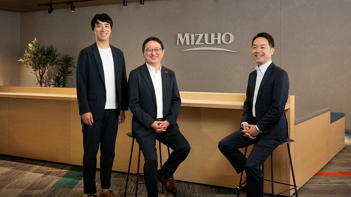 みずほ銀行の玉井秀明氏、 NTTデータの福井裕也氏、ギフティの篠塚大樹氏