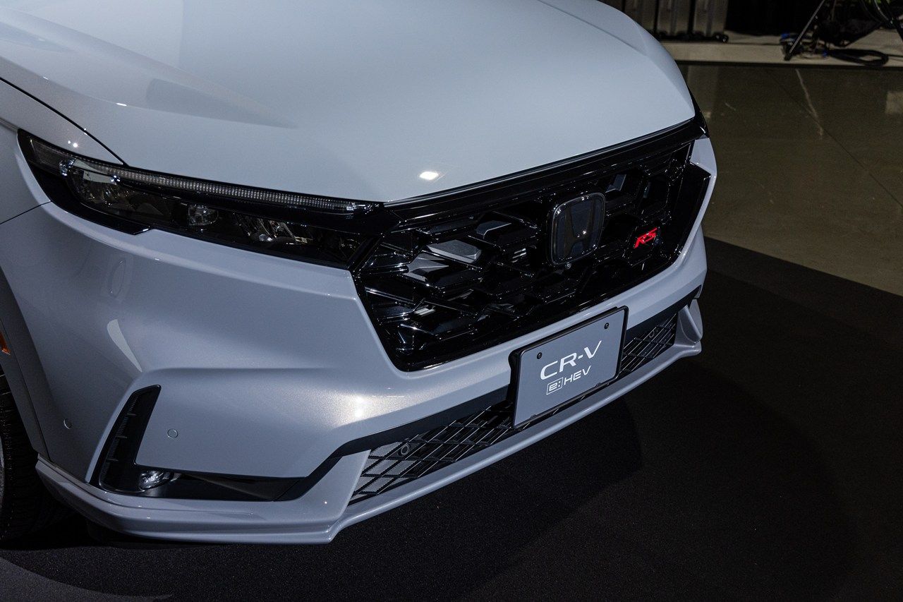 ホンダ新型「CR-V e:HEV」（写真：三木 宏章）