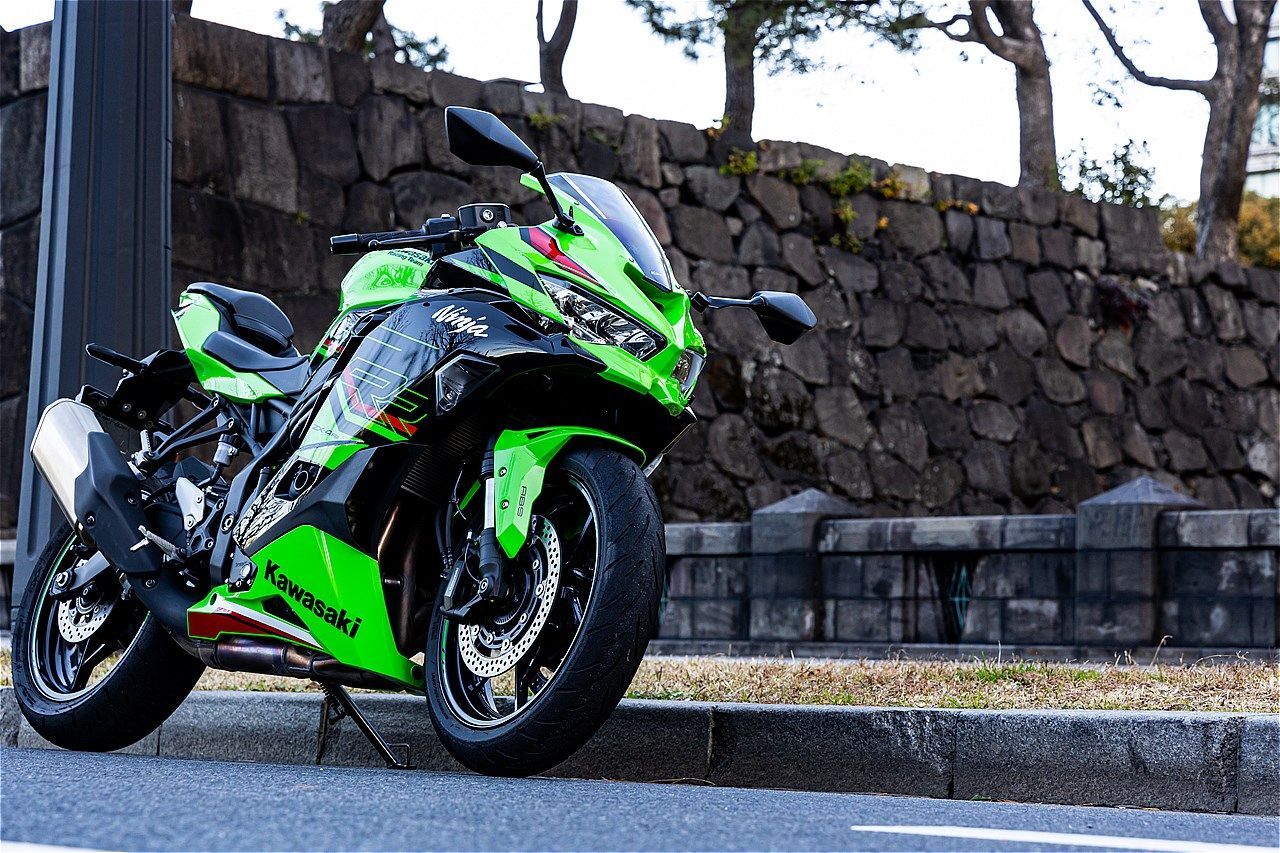 カワサキモータースジャパンのスーパースポーツモデル「Ninja ZX-4RR KRT EDTION」（写真：三木宏章）