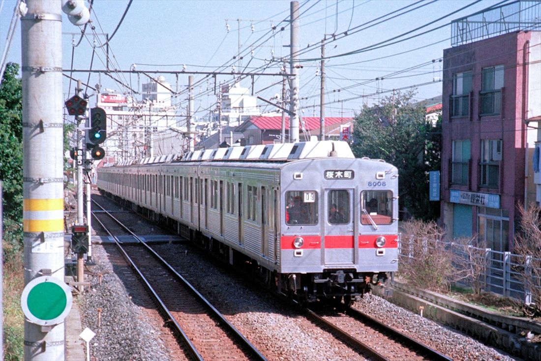 画像 | 東急線､懐かしい｢ギラギラのステンレス車｣時代 緑の旧型