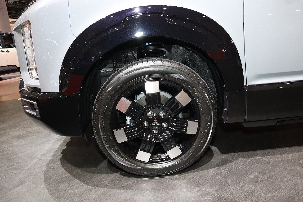 ジャパンモビリティショー2025に展示されていた三菱「デリカD:5」（筆者撮影）