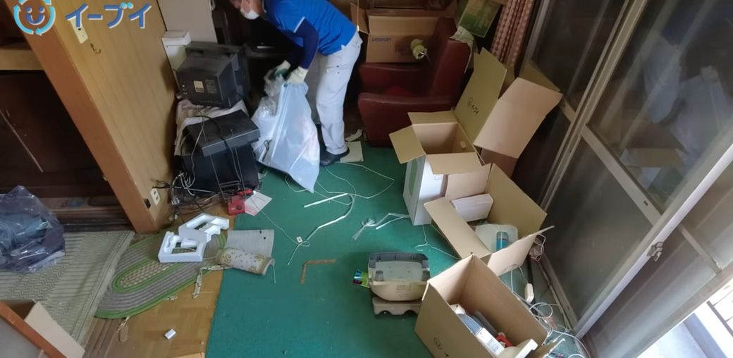モノ屋敷