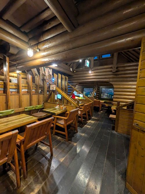 店内はこんな感じ（筆者撮影）