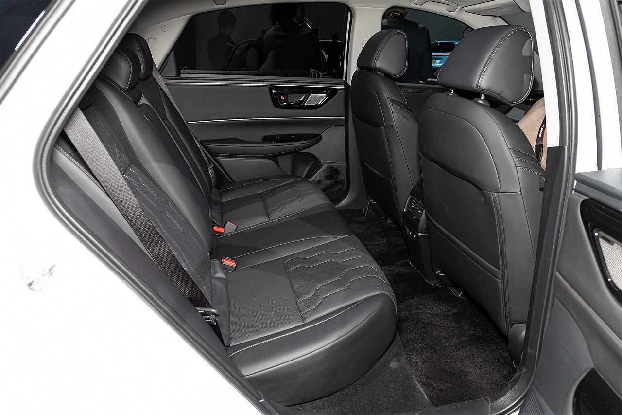 ホンダが2026年春発売を予定している新型BEV「インサイト」（写真：三木 宏章）