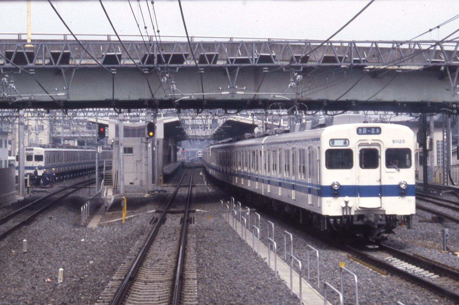 1988年当時の志木駅のホーム（写真：東武博物館）