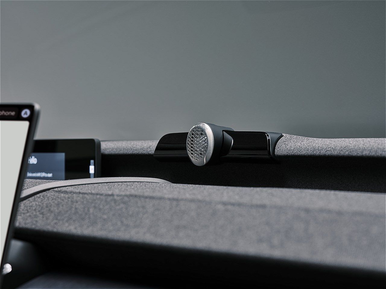 EX60と同時に発表されたボルボ「EX60クロスカントリー」（写真：ボルボ・カー・ジャパン）