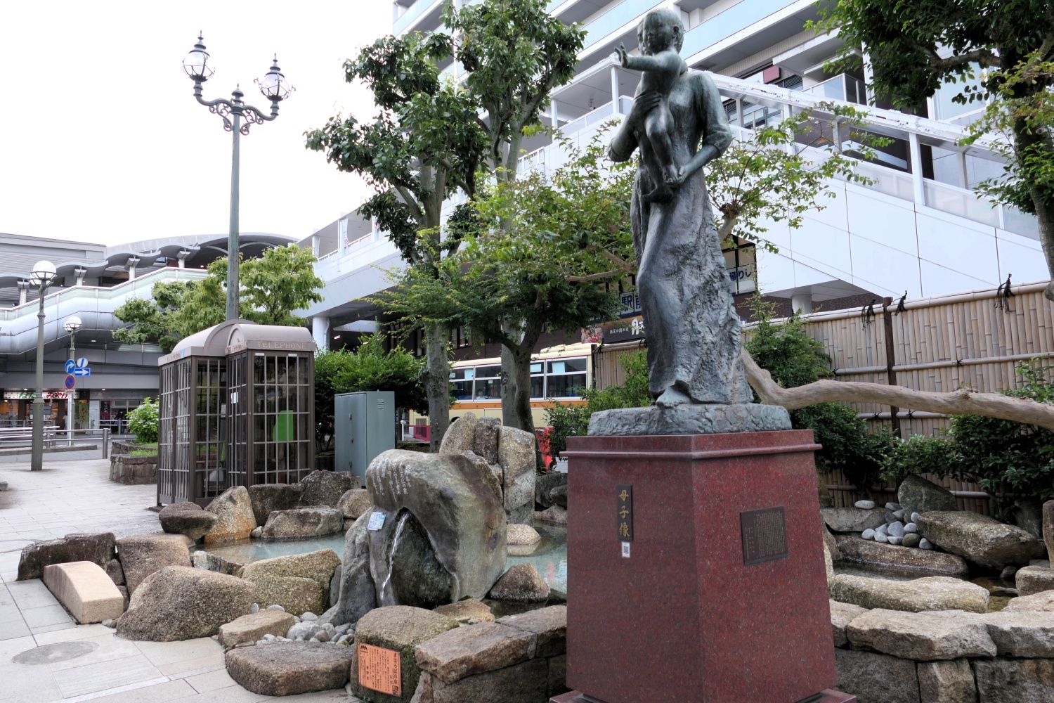 小田急　秦野駅　北口