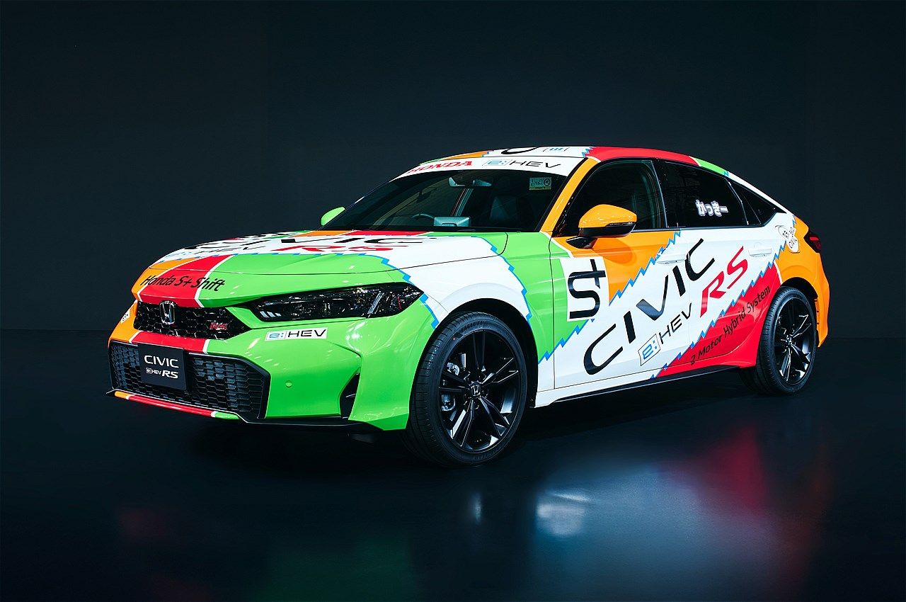 東京オートサロン2026で発表されたホンダ「シビック e:HEV RSプロトタイプ」（写真：本田技研工業）