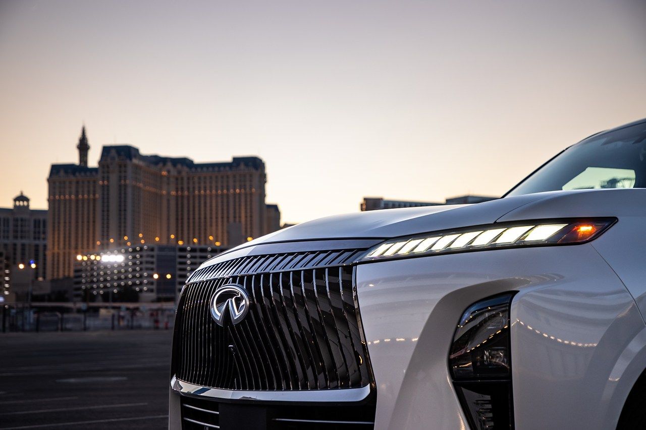 インフィニティのフラッグシップSUV「QX80」（写真：平野 陽）