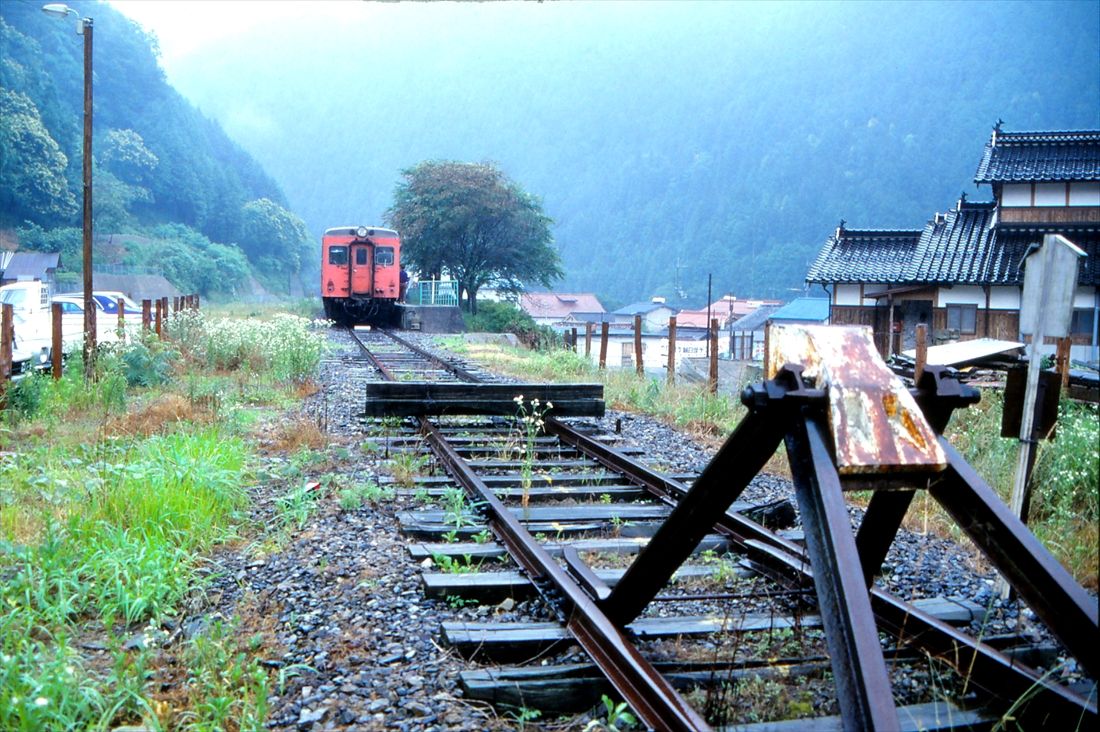 第三セクターの錦川鉄道となった国鉄岩日線（撮影：南正時）