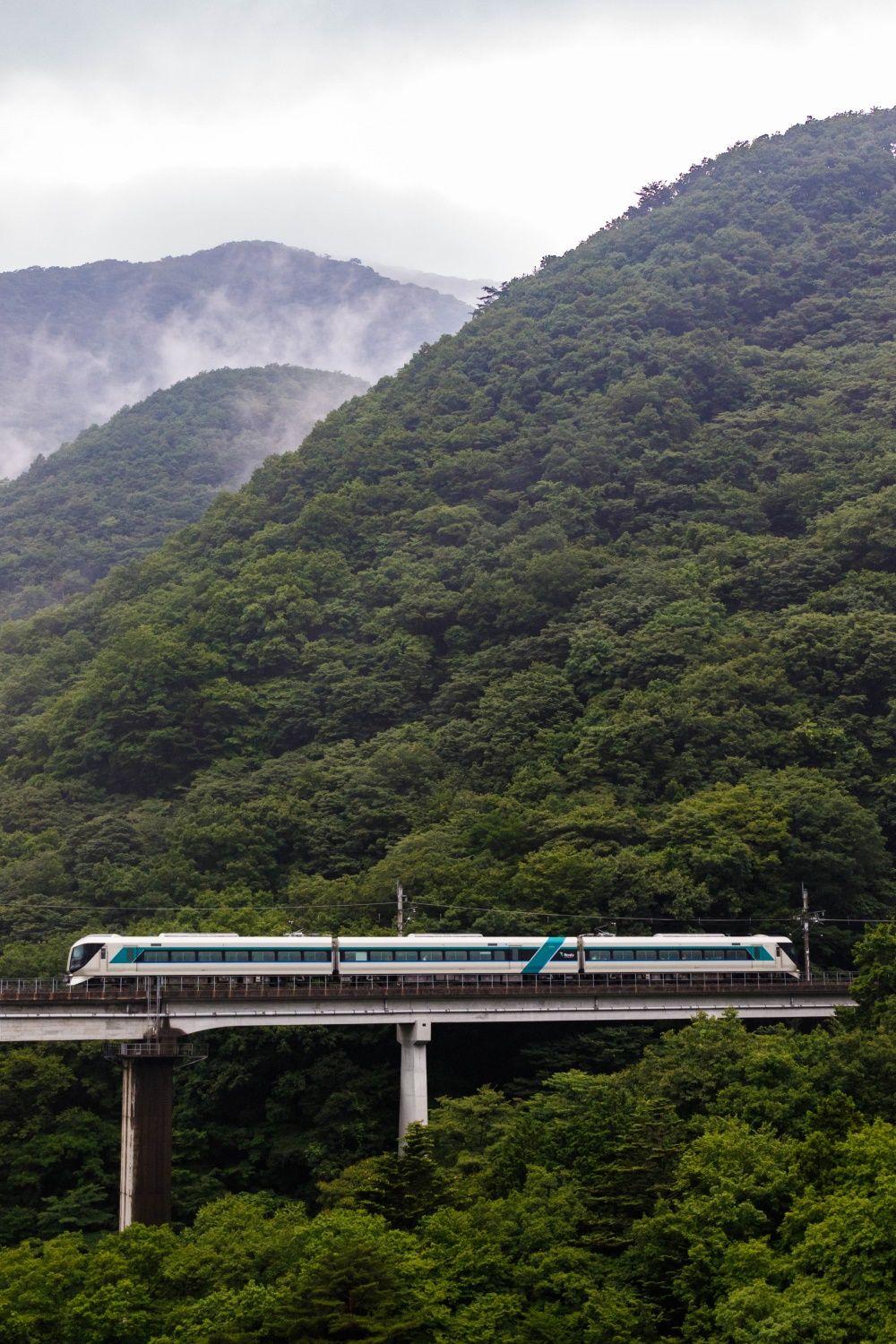 野岩鉄道 特急「リバティ」