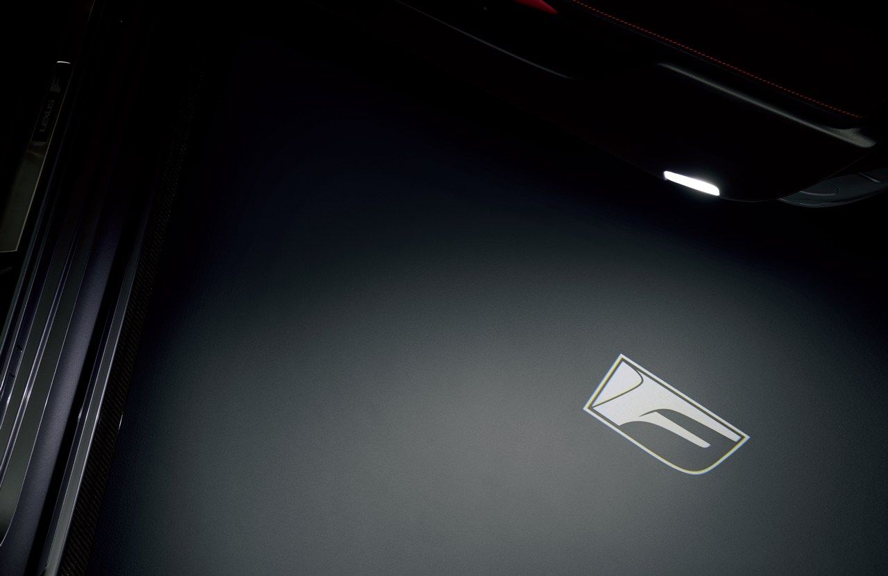 レクサスRC F“Final Edition”（写真：トヨタ自動車）