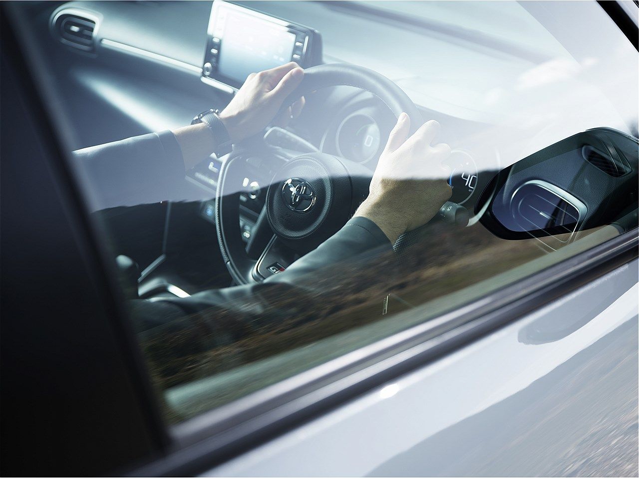 トヨタ「ヤリス クロスGR SPORT」（写真：トヨタ自動車）