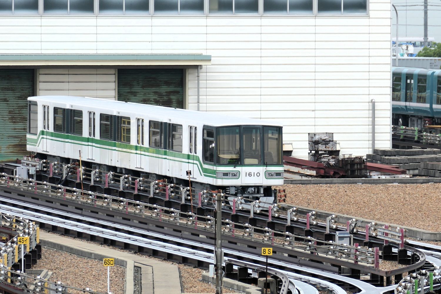六甲ライナー　1000形