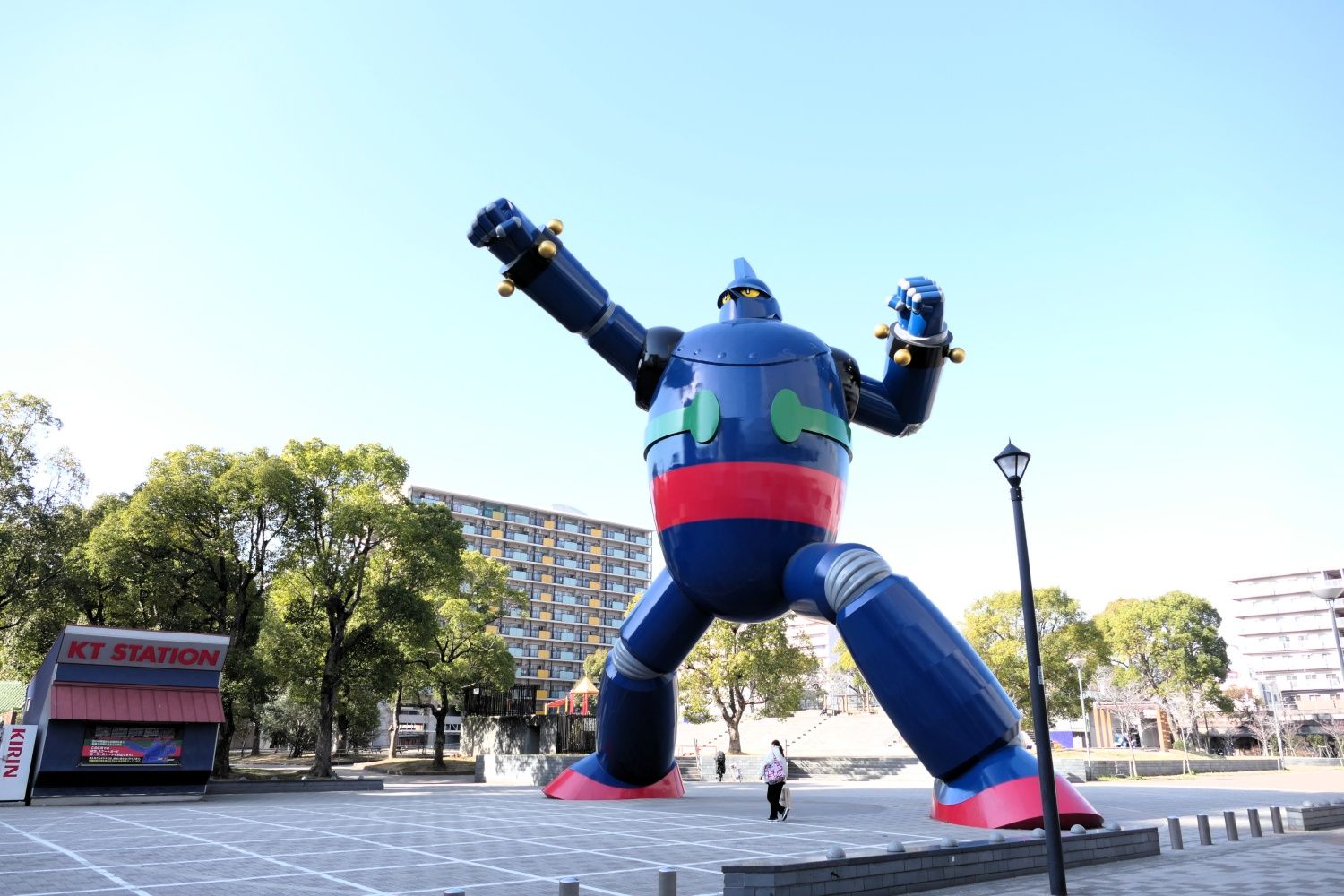 直立すると28mになる設定という（編集部撮影）