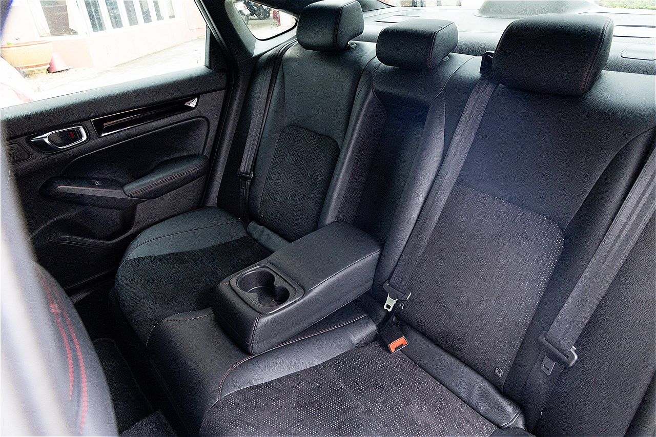 タイで試乗したホンダ「シビック e:HEV RS」（写真：筆者撮影）