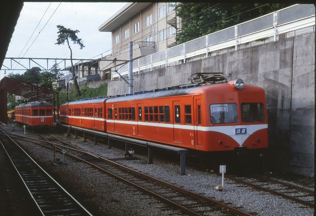 西武の車両は引退後、全国各地の私鉄に譲渡されている。総武流山電鉄（現・流鉄）の1200形は元西武501系。1999年に引退した（撮影：南正時）