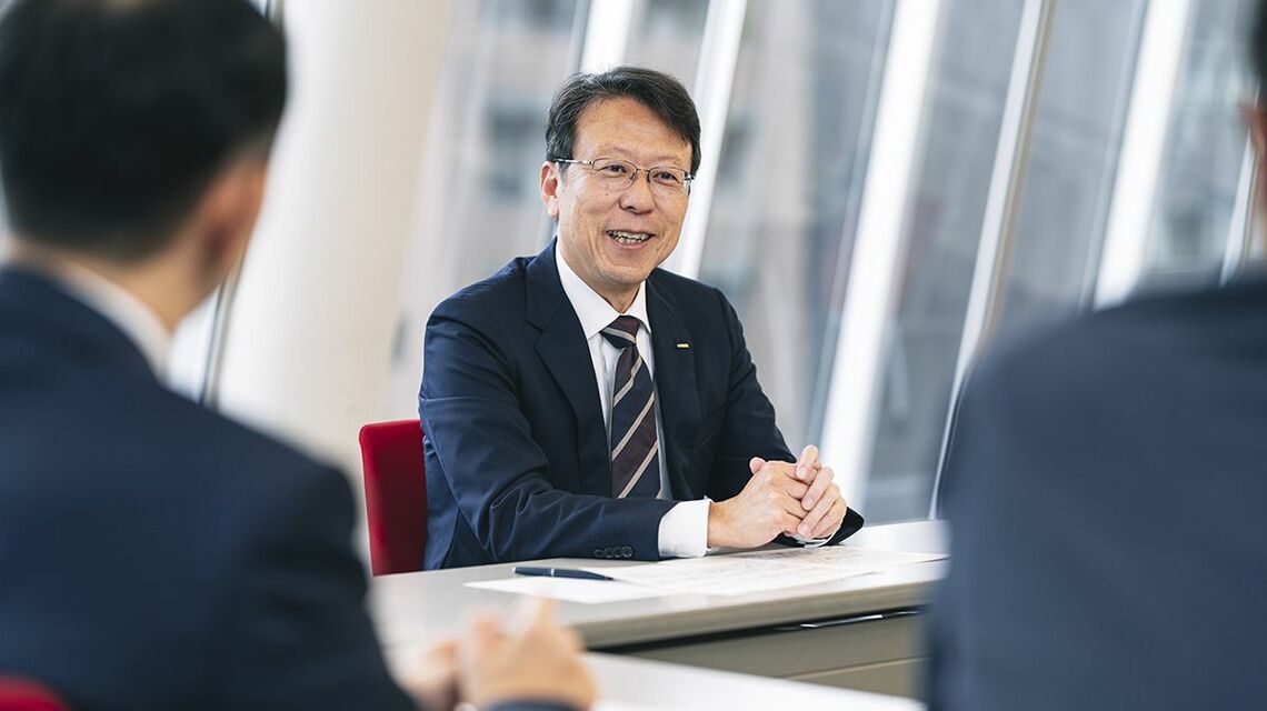 鼎談は和やかな雰囲気で行われた