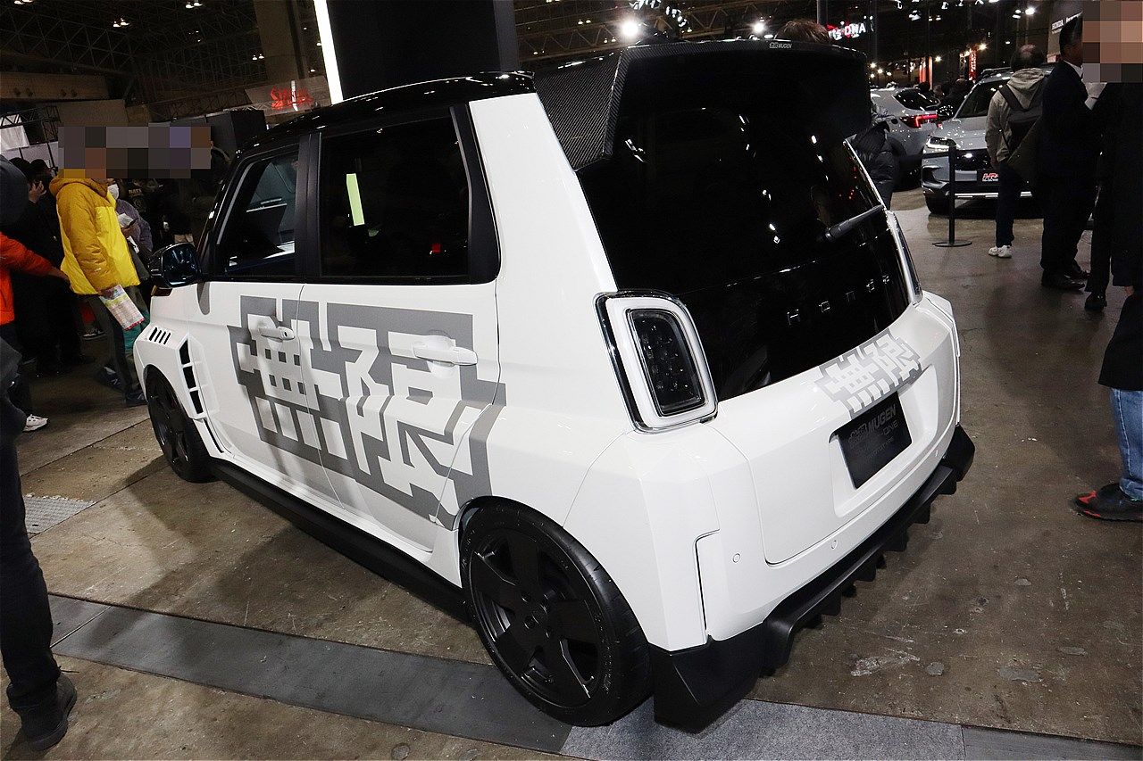 無限の展示車両（写真：筆者撮影）