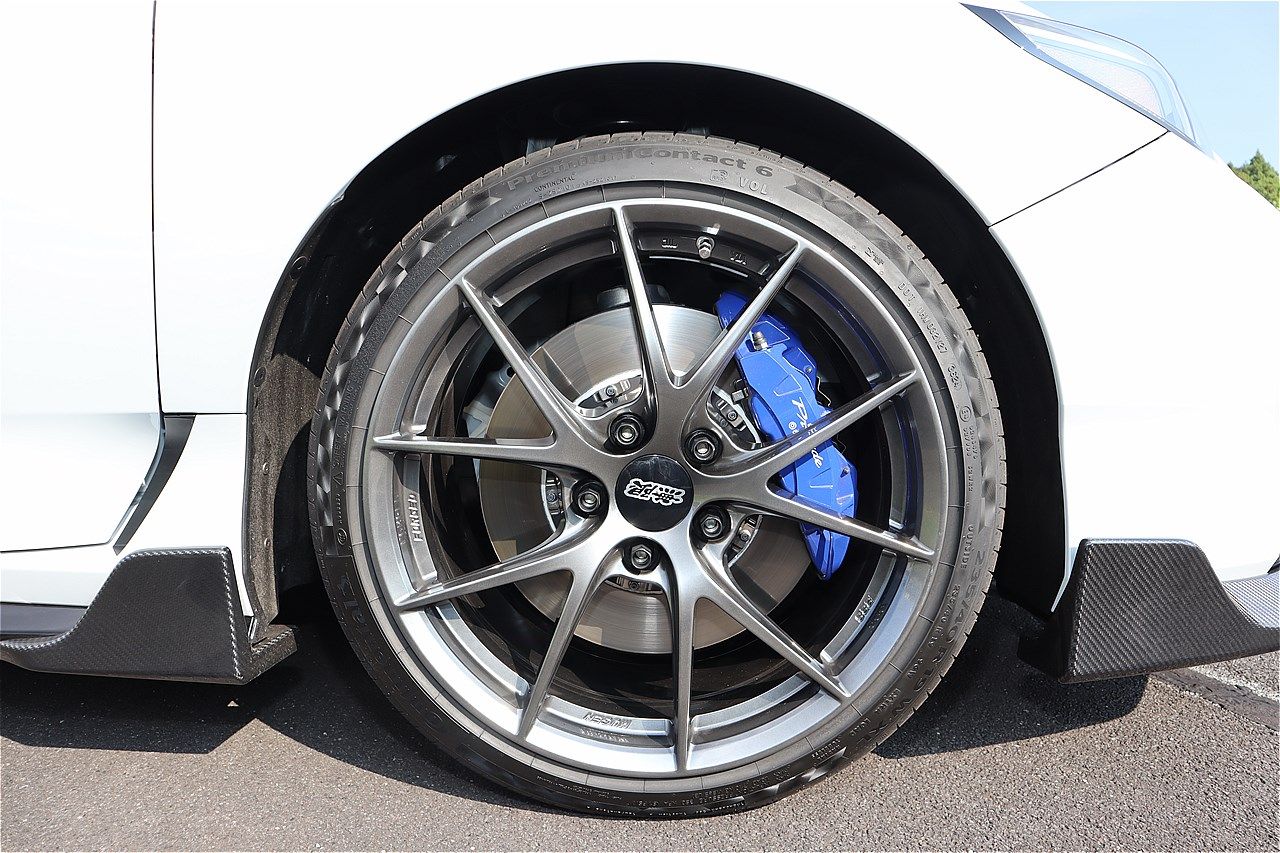 無限のパーツを装着した新型「プレリュード」（筆者撮影）