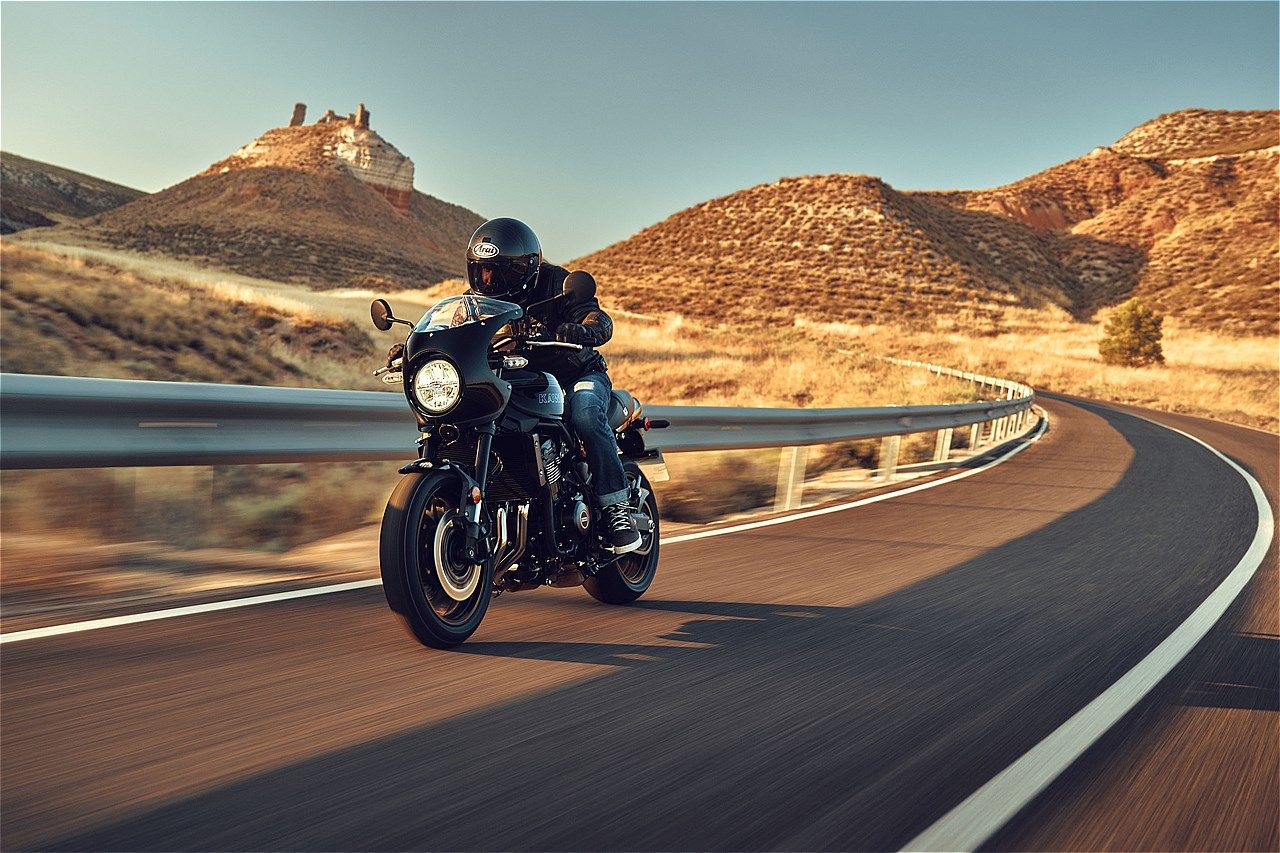 カワサキの新型「Z900RSカフェ」(写真：カワサキモータースジャパン）