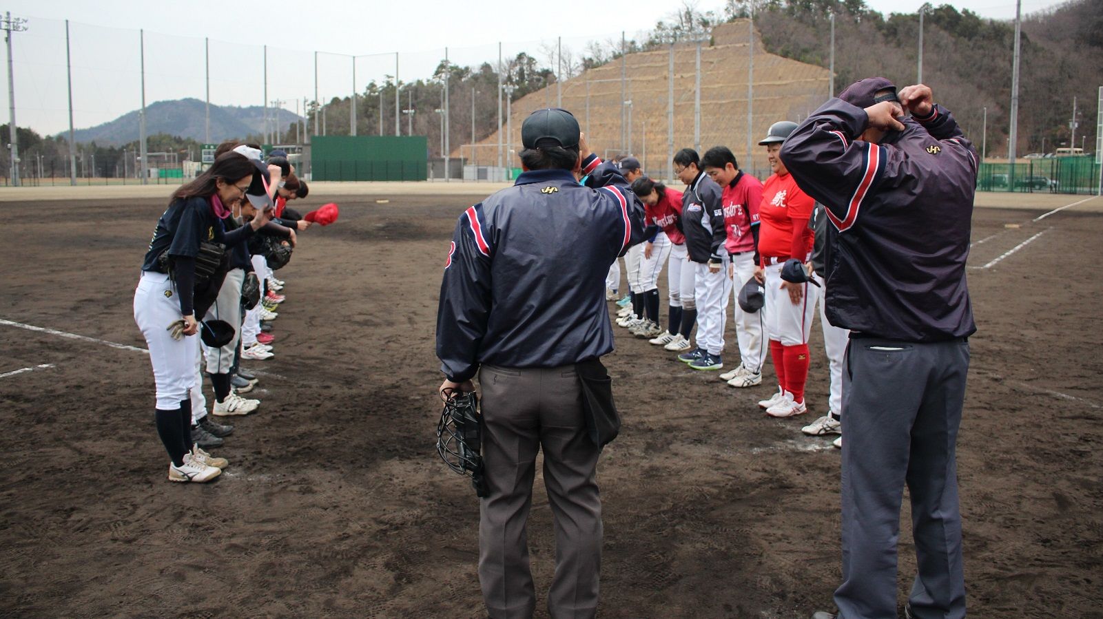 女子野球選手が切り拓いた｢もう一つの野球｣ 野球愛あふれる彼女たちが打開してきた苦難 | 日本野球の今そこにある危機 | 東洋経済オンライン