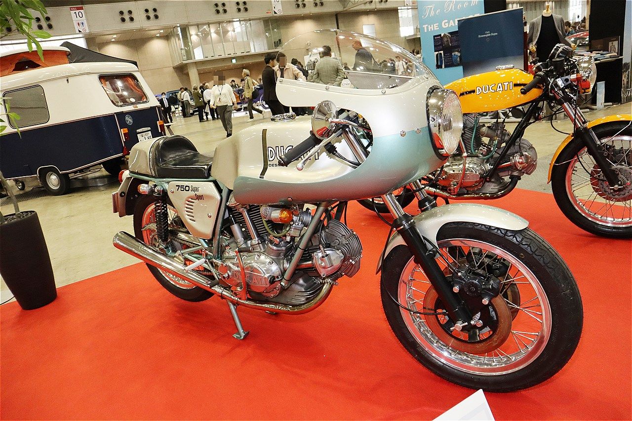 ドゥカティの1974年式「750スーパースポーツ」（筆者撮影）