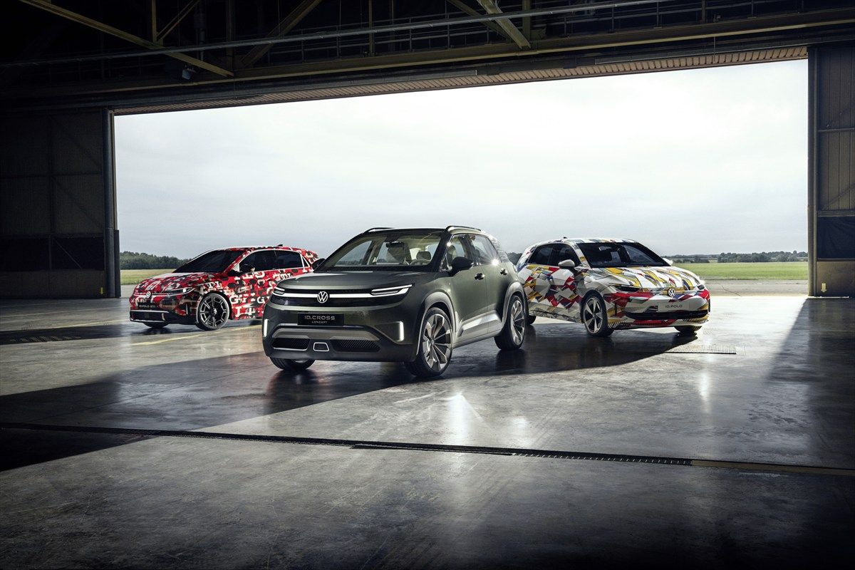 フォルクスワーゲン ID.CROSSコンセプトとID.ポロ、ID.ポロGTI（写真：Volkswagen）