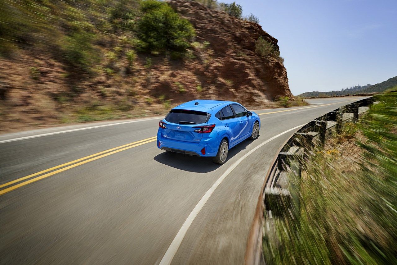 2022年ロサンゼルスオートショーで世界初公開されたアメリカ仕様の新型インプレッサ（写真：SUBARU）