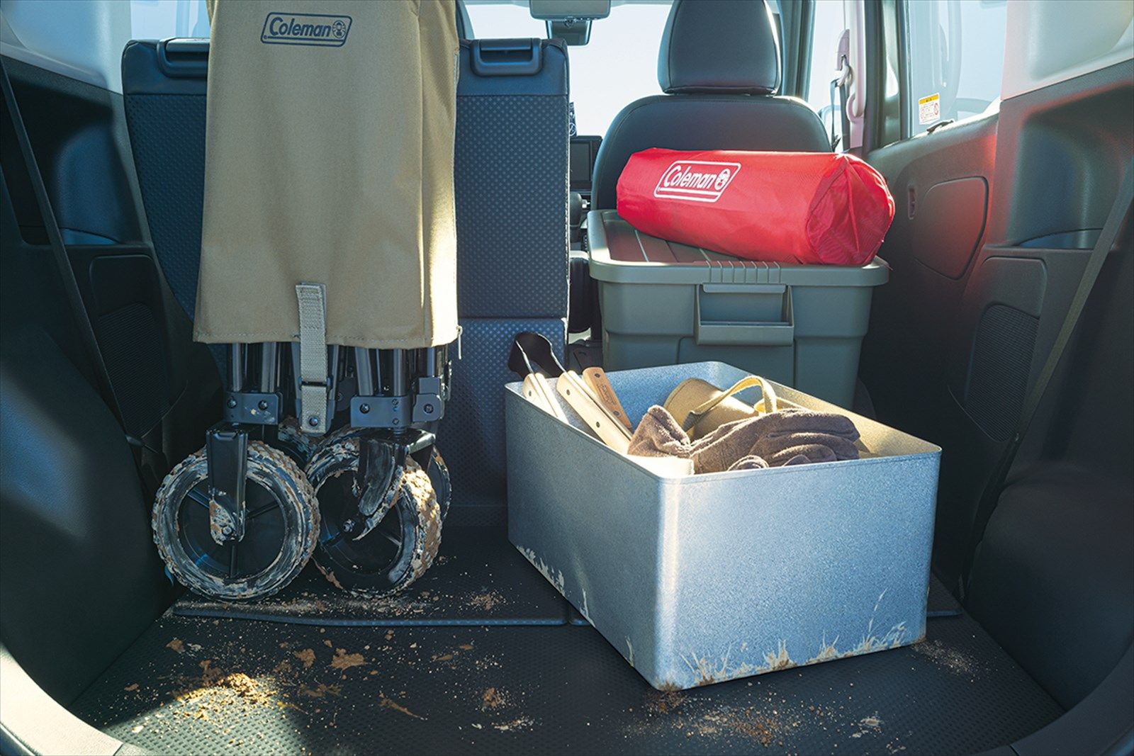 写真：三菱自動車工業