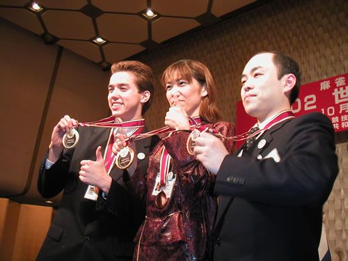 麻雀世界大会の池谷さん（右）（写真：本人提供）