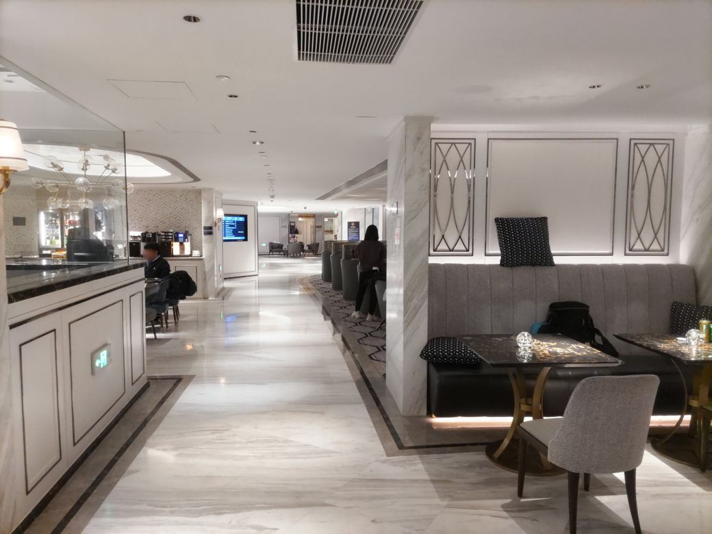 北京大興のラウンジ。高級感が抜群だった（筆者撮影）