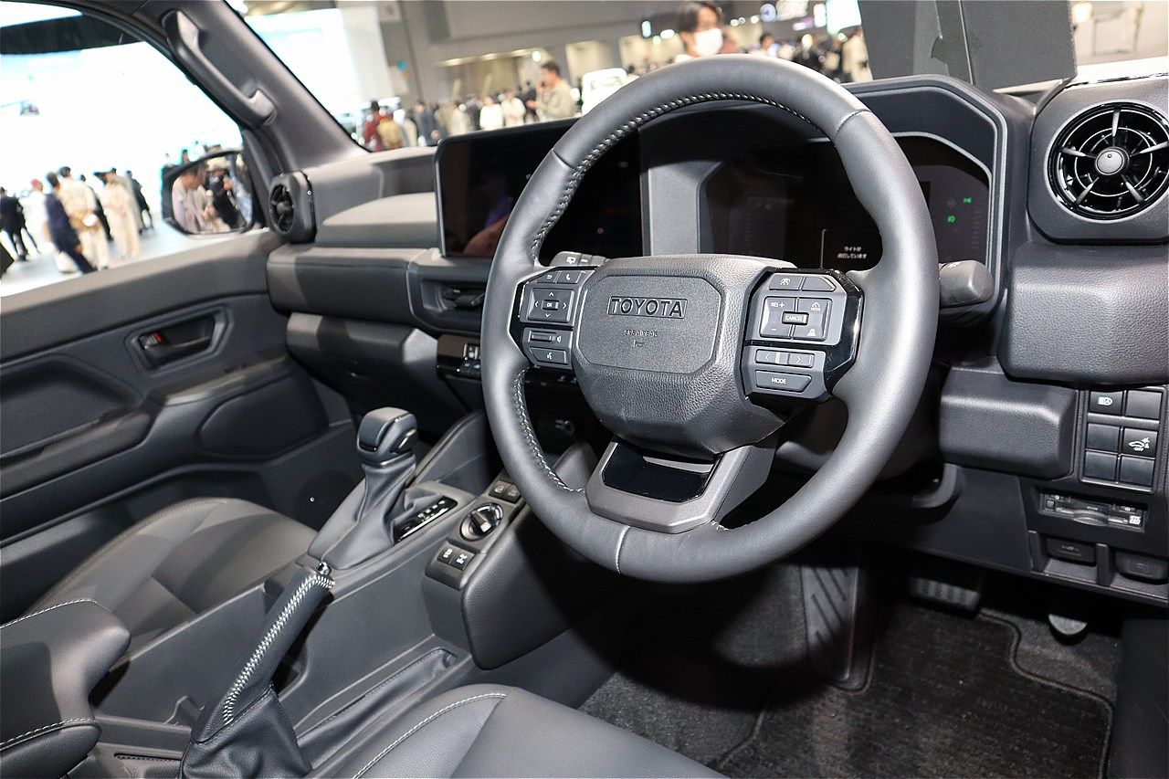 ジャパンモビリティショー2025に展示されていたトヨタ「ランドクルーザーFJ」（筆者撮影）