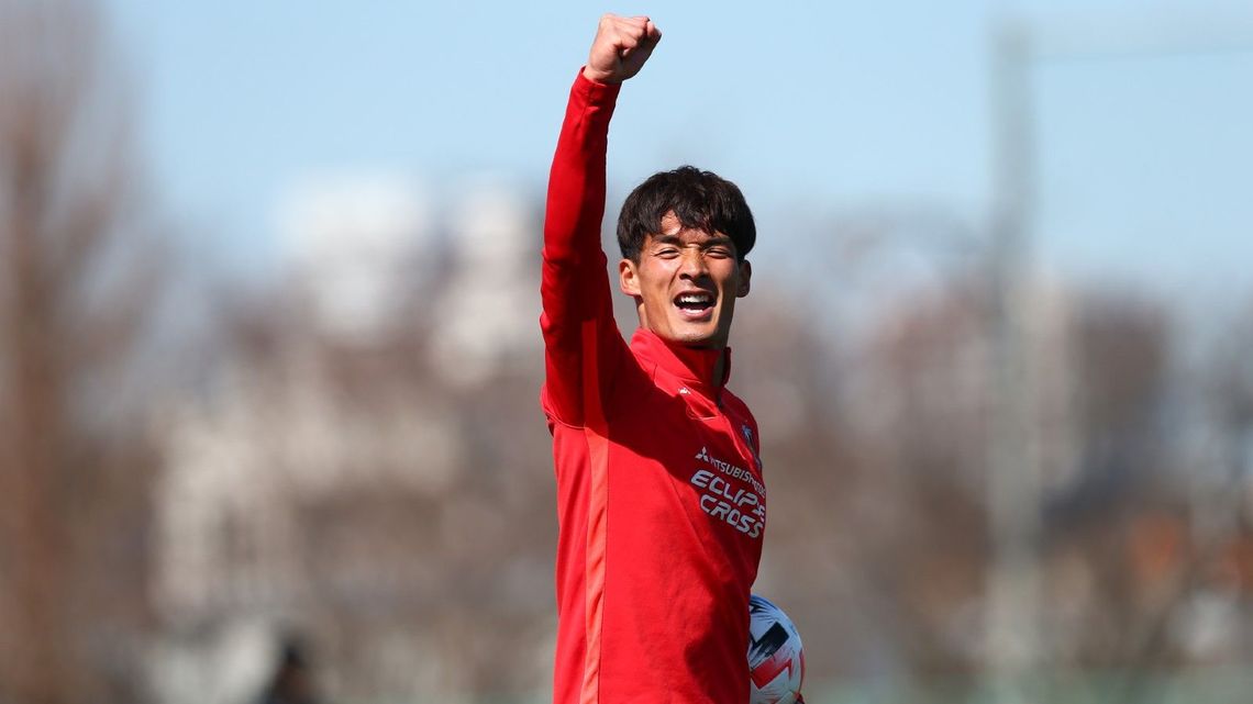 浦和レッズ 槙野智章が踏み出す 投資生活の第一歩 会社四季報オンライン 浦和レッズ 槙野智章が踏み出す 投資生活の第一歩 会社四季報オンライン