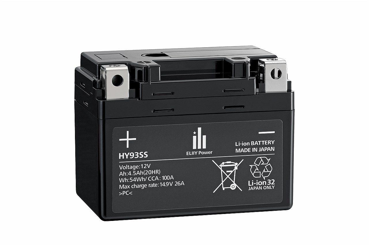 スズキの新型「GSX-8T/GSX-8TT」（写真：スズキ）