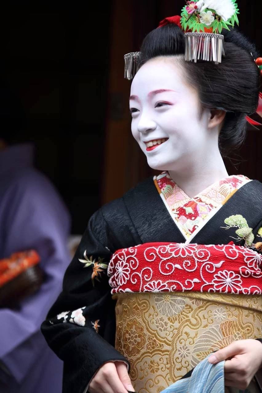 舞妓時代の桐貴さん。当時16歳だった(写真:桐貴清羽さん提供)