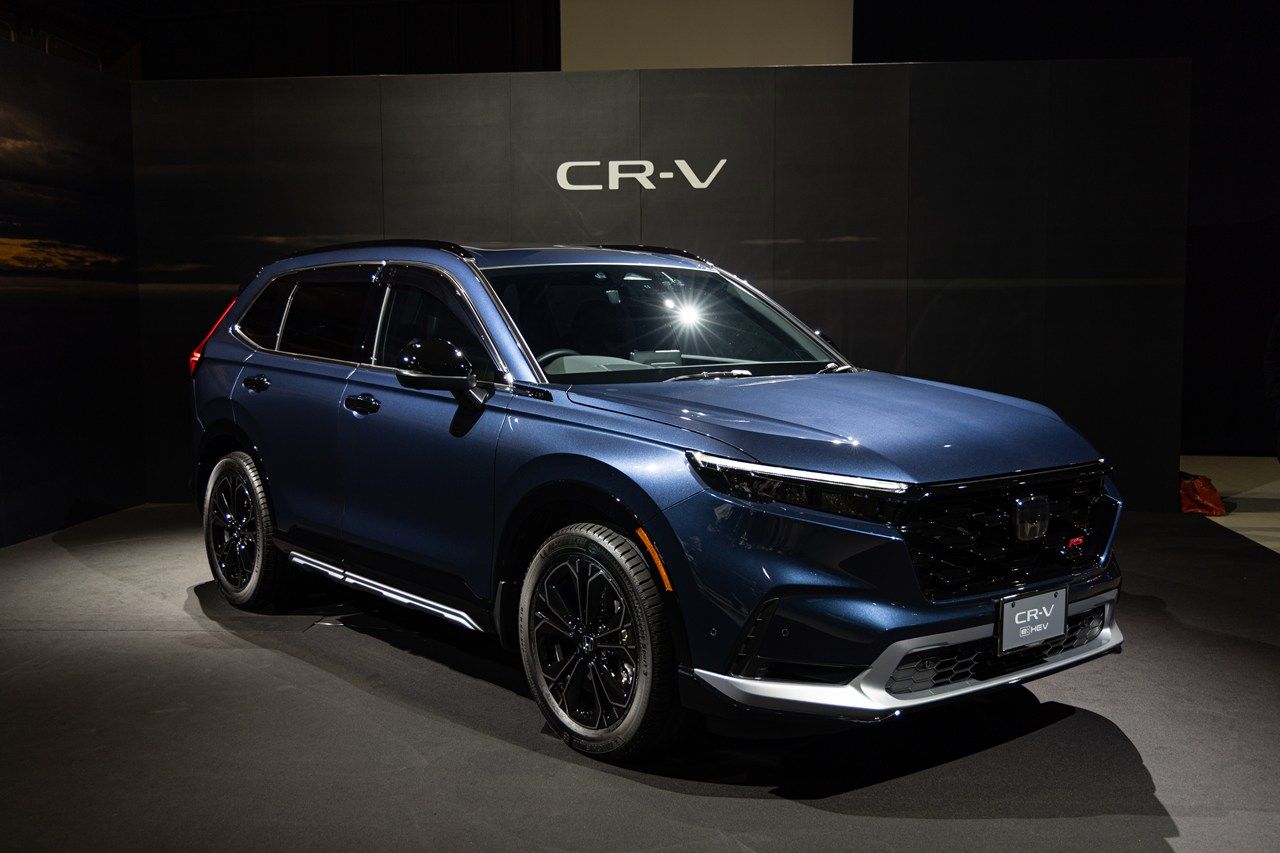 ホンダ新型「CR-V e:HEV」ホンダアクセス純正アクセサリー装着車（写真：三木 宏章）