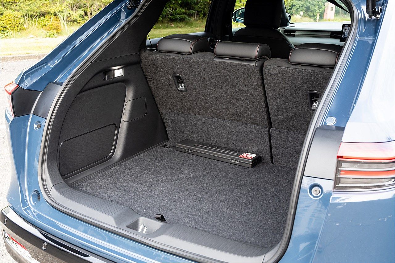 ホンダ「ヴェゼル e:HEV RS」（写真：三木 宏章）