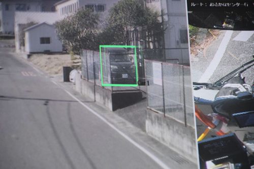 駐車場に留め置かれた自動車も検知（記者撮影）