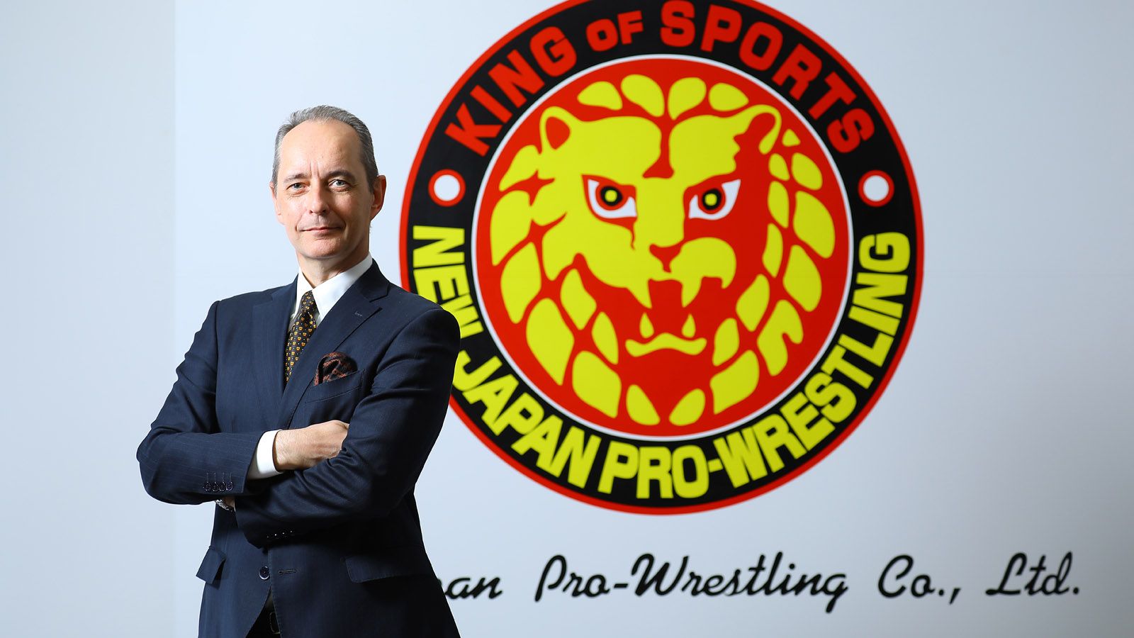 新日本プロレス､｢外国人新社長｣が抱く野望 集大成として｢プロレス｣を選んだ理由とは | スポーツ | 東洋経済オンライン