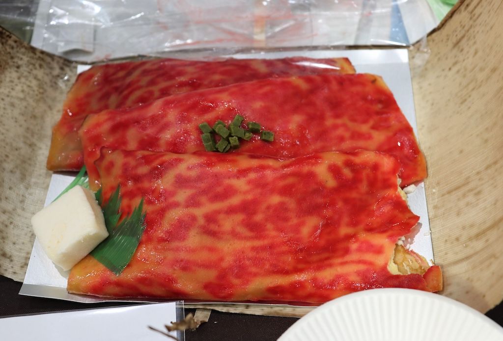 霜降り肉ケーキ（写真：ぱくさん提供）
